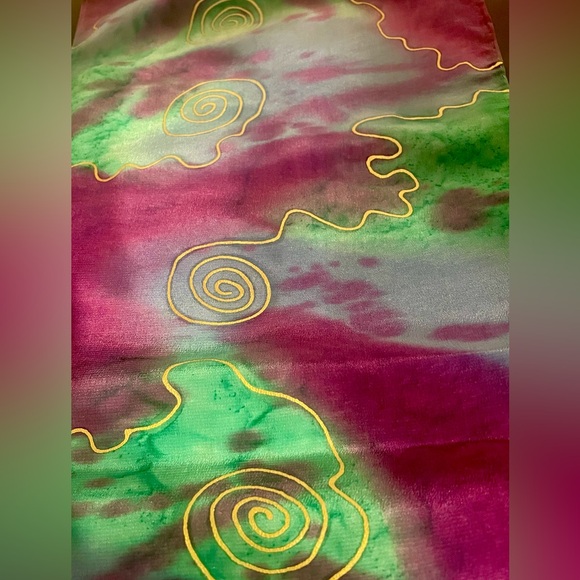 Vintage Handpainted Tie Dye Silk Scarf - Picture 10 of 10